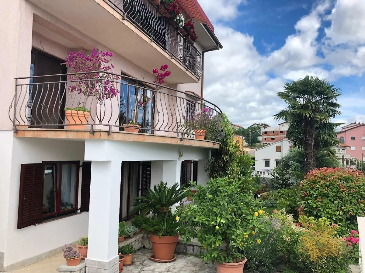 Palm Garden Apartment Kastav Croatia